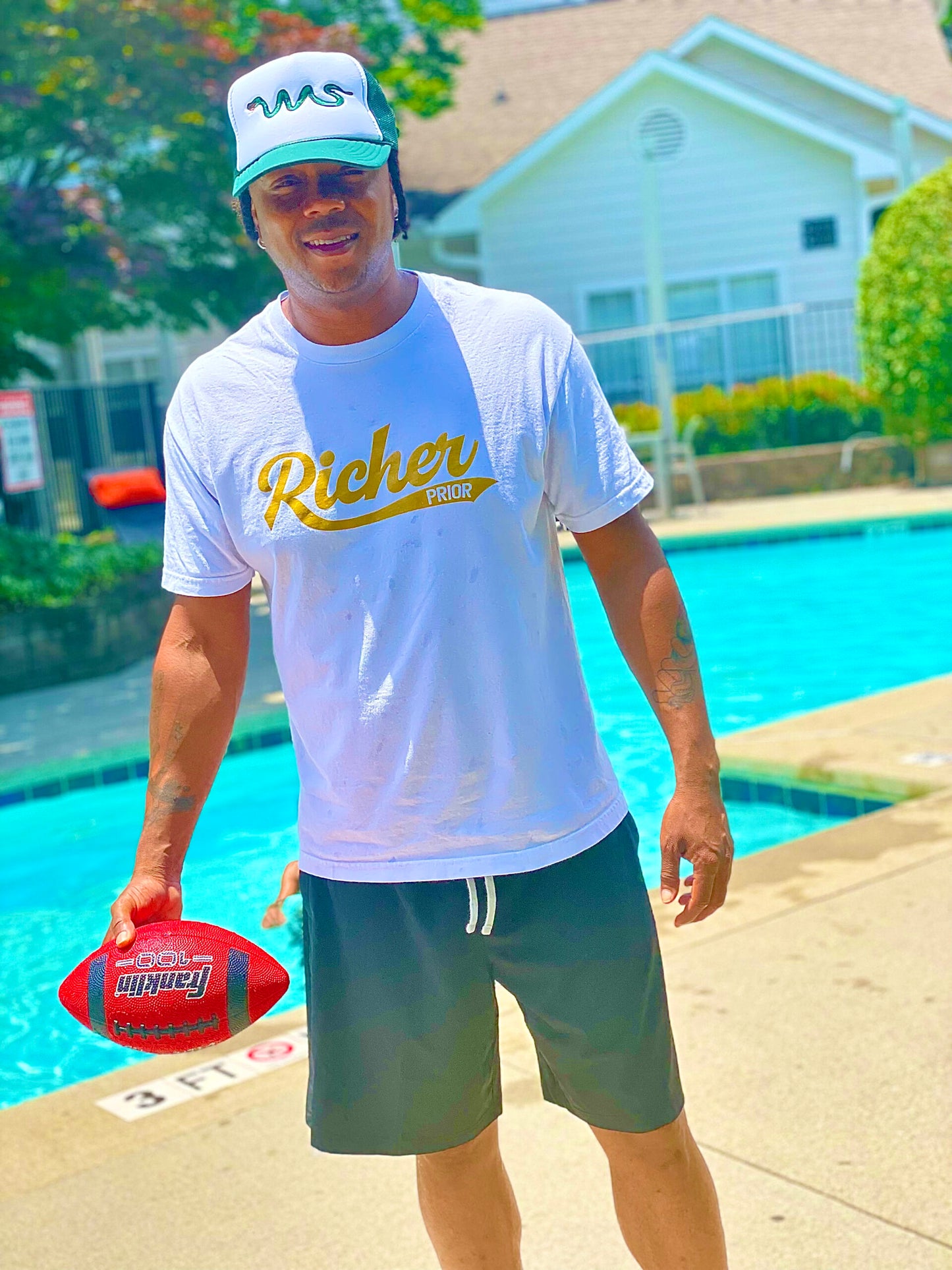 Richer Prior T-Shirt - White/Gold