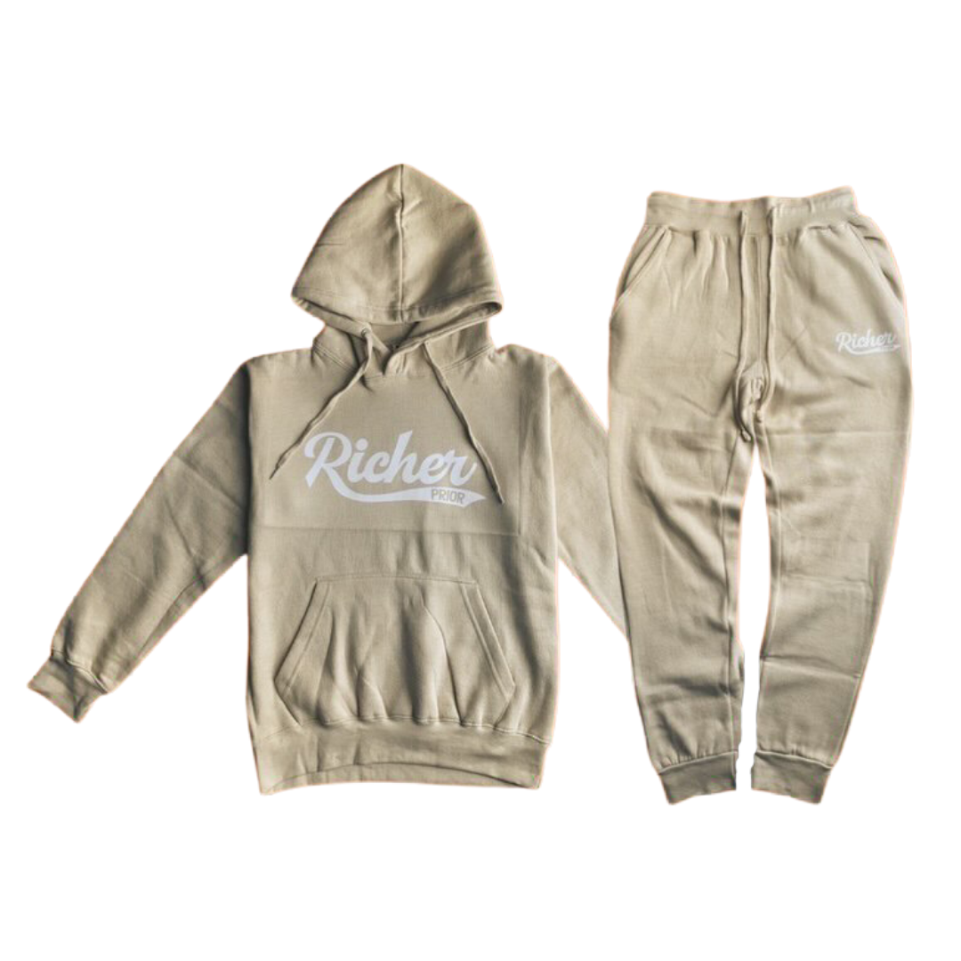 C.R.E.A.M./Wealth White Richer Prior Sweatsuit